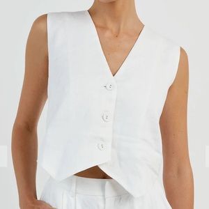 DISSH white linen vest